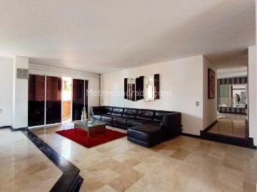 Apartamento en Arriendo, LAURELES, Medellín