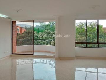 Apartamento en Arriendo, LAURELES, Medellín