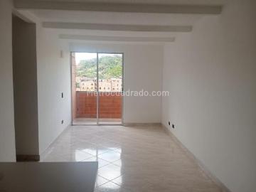 Apartamento en Arriendo, LAURELES, Medellín