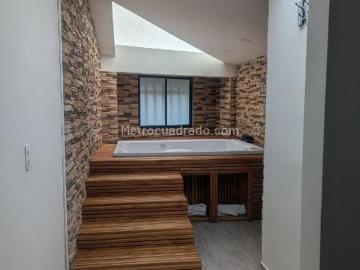 Apartamento en Arriendo, LAURELES, Medellín
