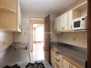 Apartamento en Arriendo, Laureles, Medellín