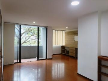Apartamento en arriendo, Loma de los bernal