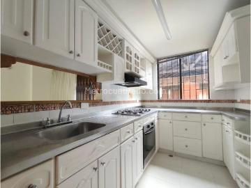 Apartamento en Arriendo, Loma Del Indio, Medellín
