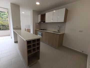 Apartamento en arriendo Los colores, Medellín