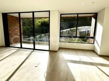 Apartamento en Arriendo, Mall La Fe, Retiro