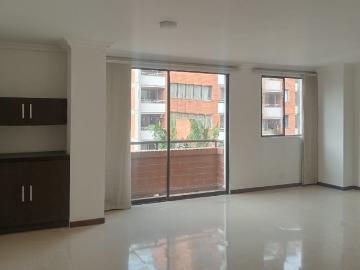 Apartamento en arriendo o venta, Los conquistadores