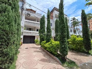 Apartamento en Arriendo, SANTA TERESITA Zona Urbana, Medellín