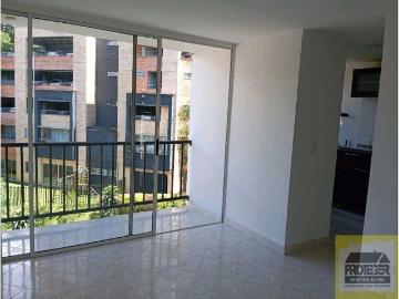 Apartamento en arriendo sector Las Cometas en envigado