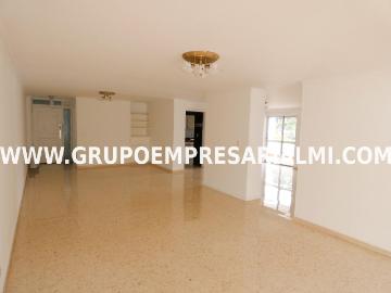 Apartamento En Arriendo Sector Santa María De Los Angeles Cod: 31920