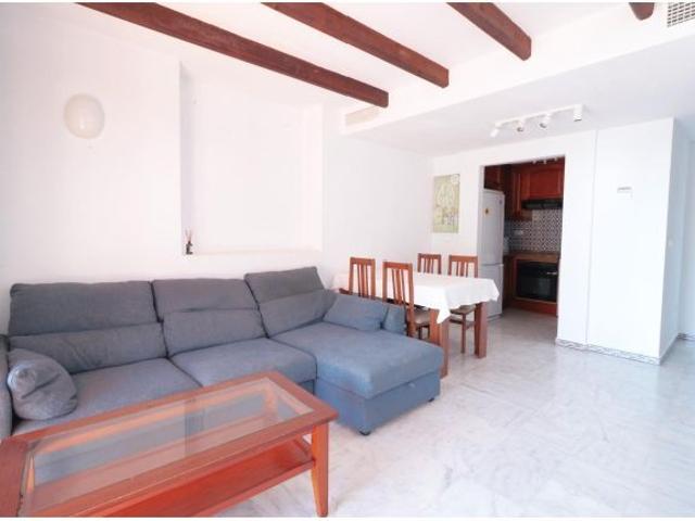 APARTAMENTO EN ATALAYAS CON VISTAS AL MAR