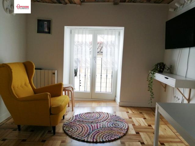 APARTAMENTO EN CASCO ANTIGUO