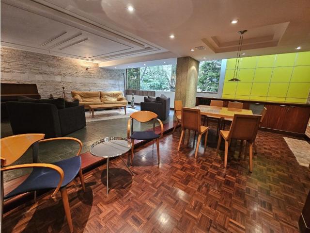 Apartamento en Colina de Los Ruices remodelado