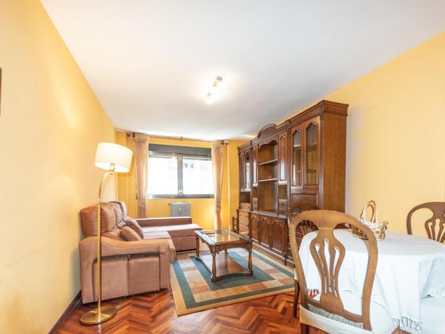 Apartamento en el centro de Oviedo – 05096 – Agencia Asturias