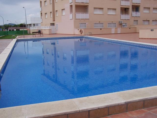 Apartamento en el centro de Miami Playa con terraza, solárium y piscina comunitaria