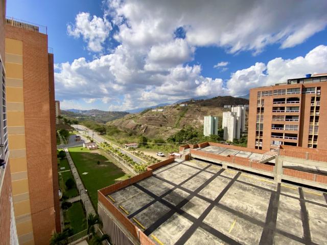 APARTAMENTO EN EL ENCANTADO 75 M2, 2 HAB+CONV, 2 BAÑOS Y 1 P/E
