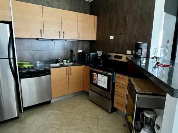 APARTAMENTO EN FOUNDERS 4