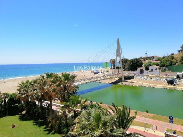 Apartamento en Fuengirola con vistas al mar y al castillo