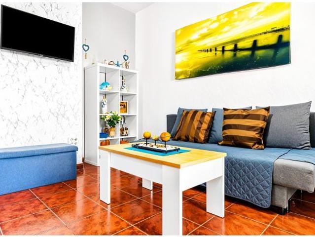 APARTAMENTO EN LA BARROSA EN URBANIZACIÓN CON PISCINA Y PLAZA DE GARAJE