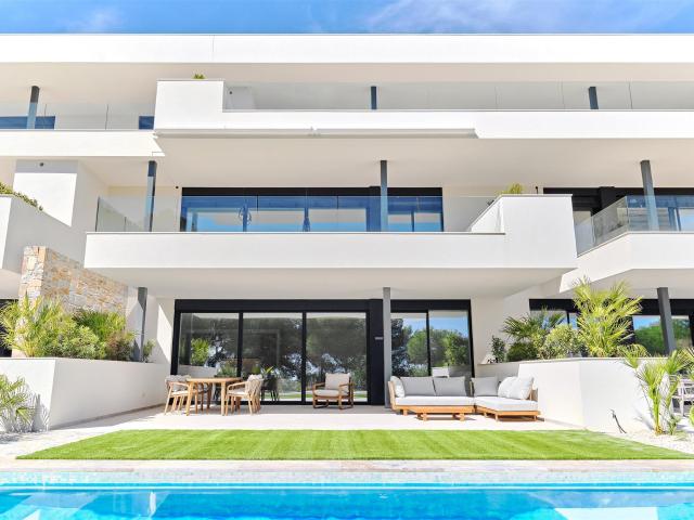 Apartamento en Las Colinas Golf, Orihuela Costa 133m² Orihuela