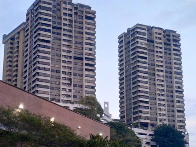 Apartamento en Lomas de Prados del Este. Sin Problemas de Agua