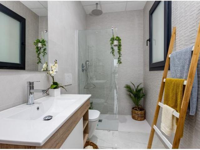 APARTAMENTO EN LOS ALTOS CON PISCINA Y PARKING