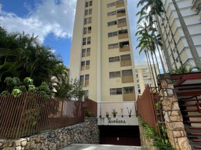 APARTAMENTO EN LOS PALOS GRANDES