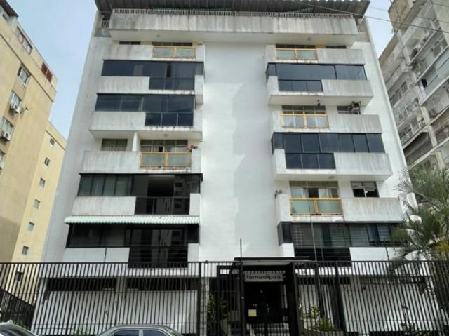APARTAMENTO EN LOS PALOS GRANDES