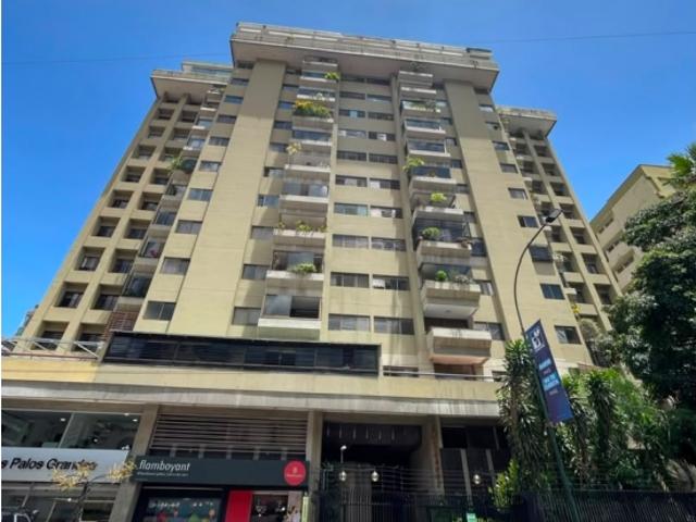 APARTAMENTO EN LOS PALOS GRANDES