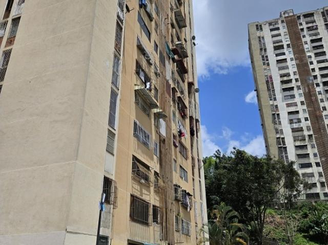 Apartamento En Los Teques Resd. Lagunetica R.D