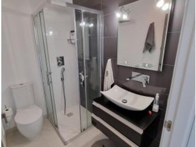 APARTAMENTO EN MIL PALMERAS CON VISTAS DESPEJADAS Y PISCINA COMUNITARIA A 650M DEL MAR