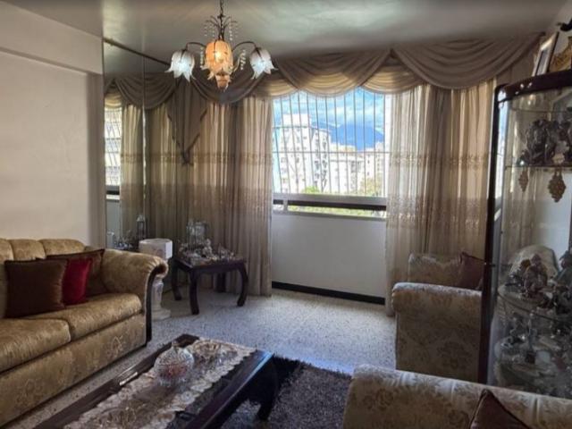 APARTAMENTO EN MONTALBAN II EN VENTA 90M2