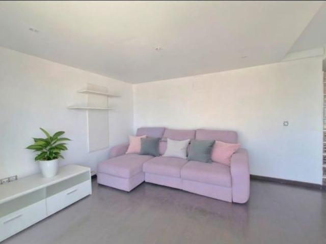 APARTAMENTO EN MUCHA VISTA EL CAMPELLO A 150 MTS DE LA PLAYA