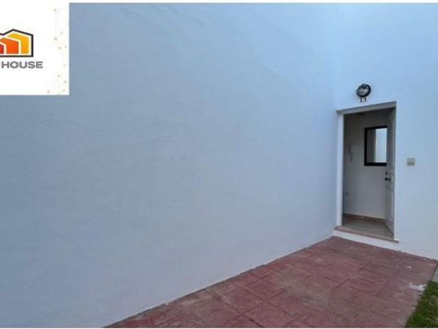 APARTAMENTO EN NOVO SANCTIPETRI EN PLANTA BAJA