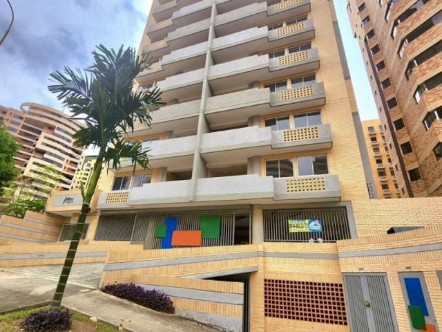 Apartamento en Obra Gris en La Urb Trigaleña TCLA 8216880