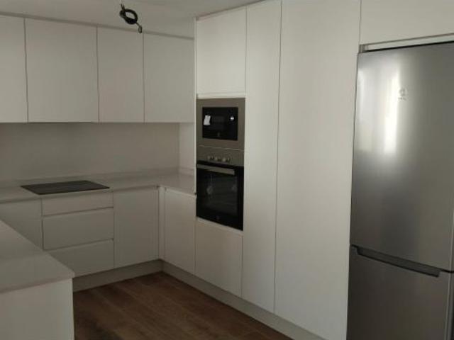 Apartamento en Planta Baja con Amplia Terraza, Jardín Privado y Garaje – Las Arenas, Corralejo