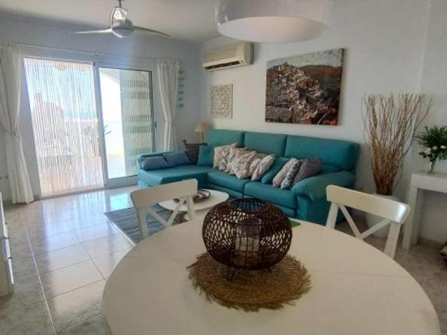 APARTAMENTO EN PLANTA BAJA CON ESPECTACULARES VISTAS AL MAR EN URBANIZACIÓN EL MIRADOR – SAN JUAN DE