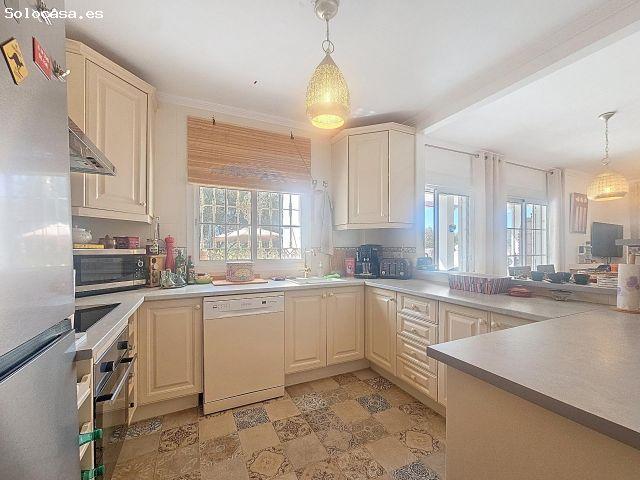Apartamento en planta baja con jardín en primera línea de golf – Estepona Golf