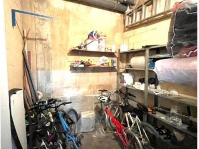 Apartamento en planta baja con terraza y piscina comunitaria