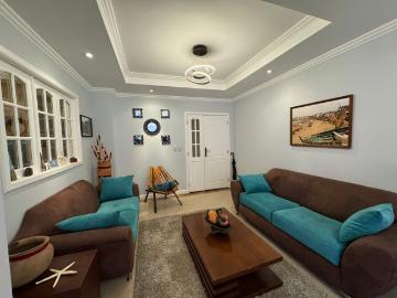 Apartamento en planta baja de 3 dormitorios amoblado en el sur de Cuenca