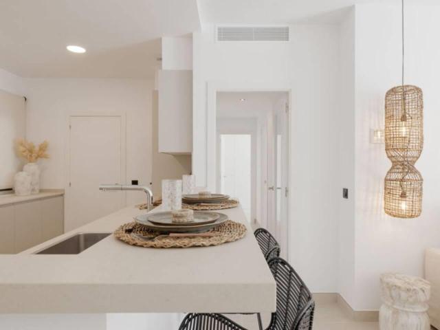 Apartamento En Planta Baja Elevada Con Jardin Privado, Casar. 146m² Casares
