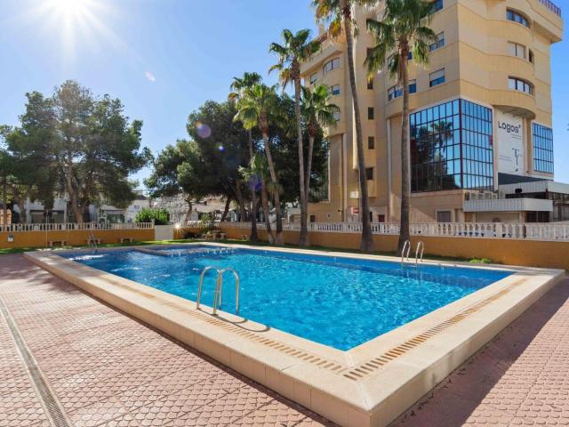 Apartamento en Planta Baja en Punta Prima 500m a la Playa