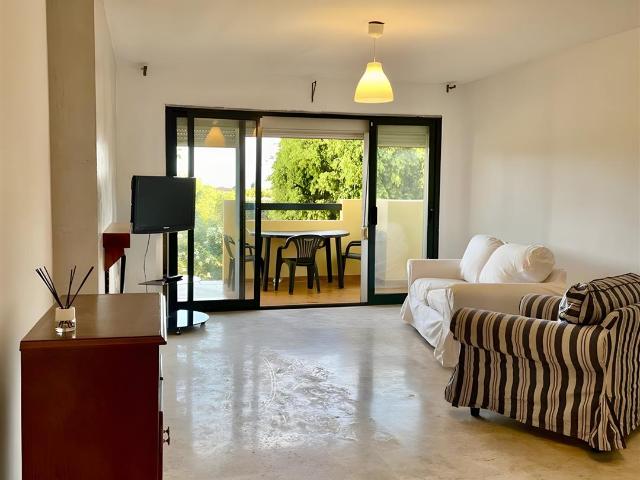 Apartamento en Planta Baja, Selwo, Costa del Sol. 3 Dormitor. 120m² Estepona