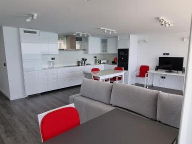 Apartamento en primera línea de mar – disponible por quincenas en agosto