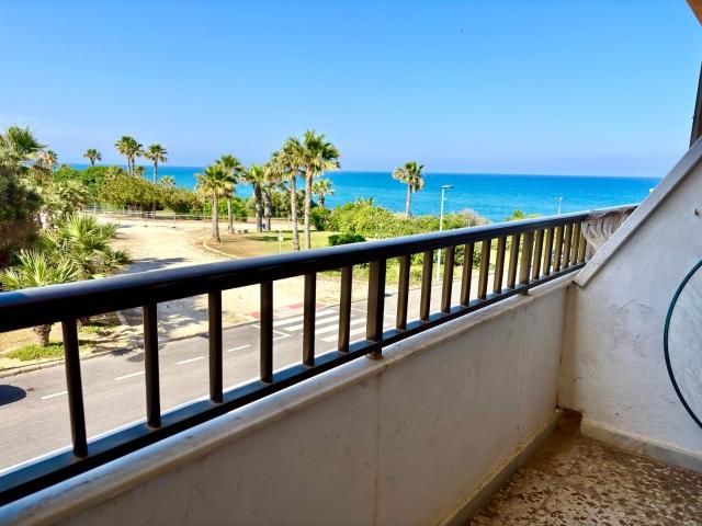 Apartamento en primera línea de mar en una de las zonas más exclusivas de Torrevieja