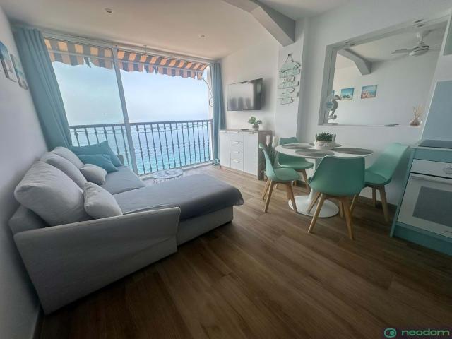 APARTAMENTO en PRIMERA LINEA de BENIDORM a la VENTA