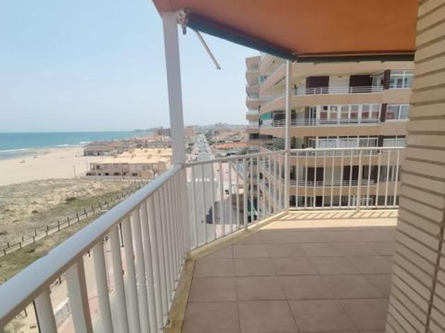 Apartamento en primera línea de playa La Mata, Torrevieja
