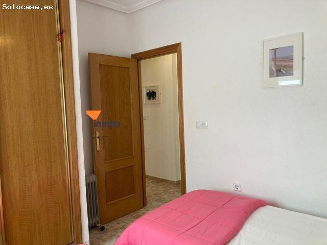Apartamento en primera linea en Aguamarina con piscina y plaza de garaje