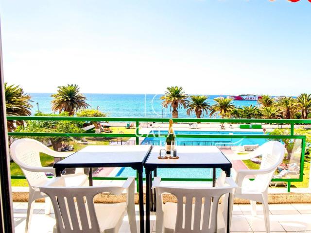Apartamento en primera línea en el centro de Los Cristianos. 56m² Los cristianos