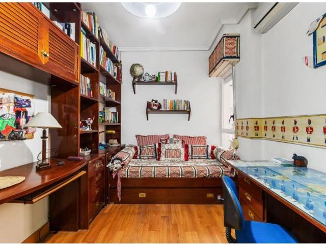 Apartamento en primera línea Puerto Torrevieja