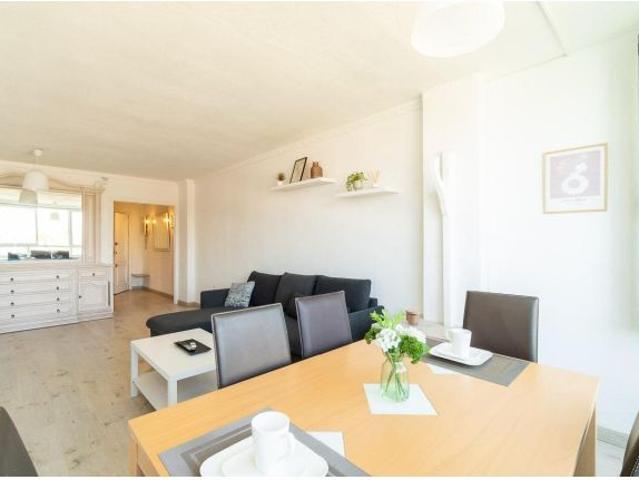 Apartamento en Punta Prima con vistas al mar